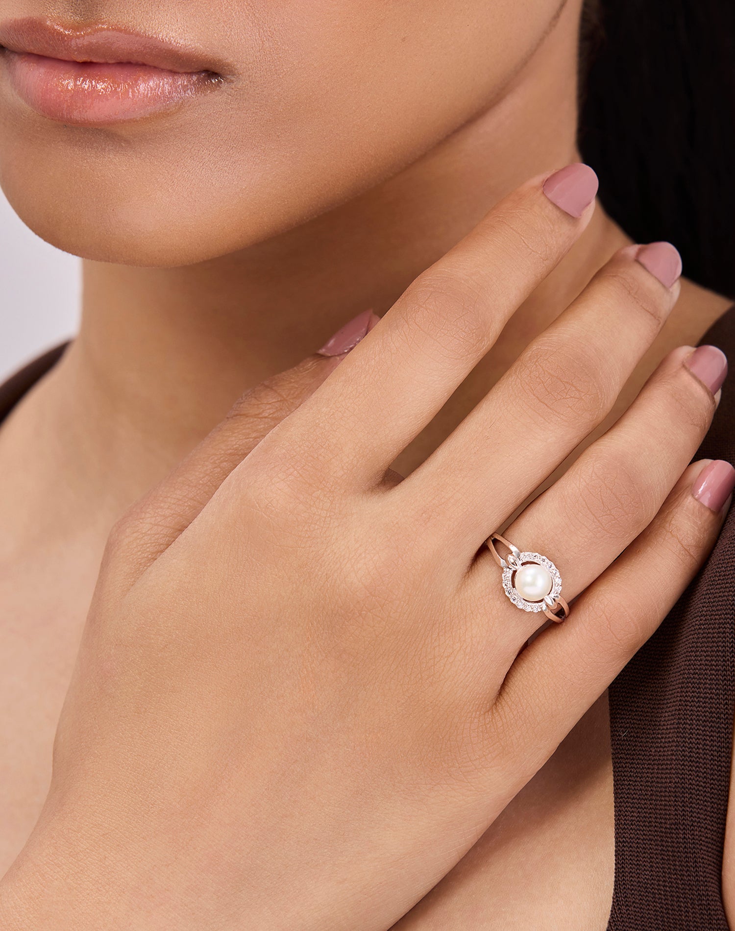 Silver Aura Pearl Ring
