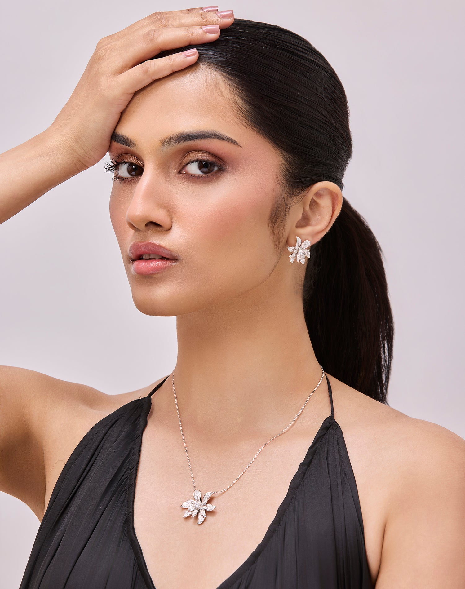 Silver Fleur Earrings