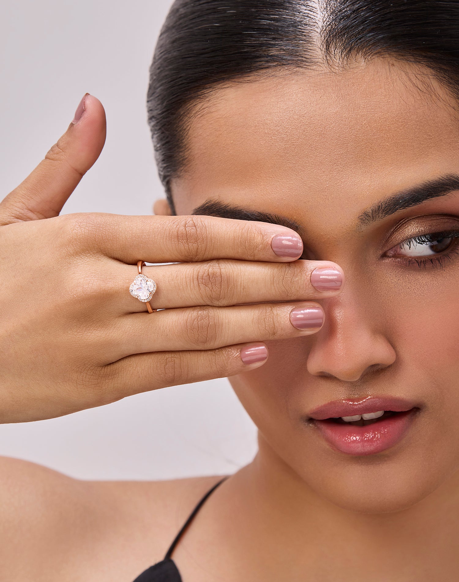 Rose Fortune Clover Solitaire Ring