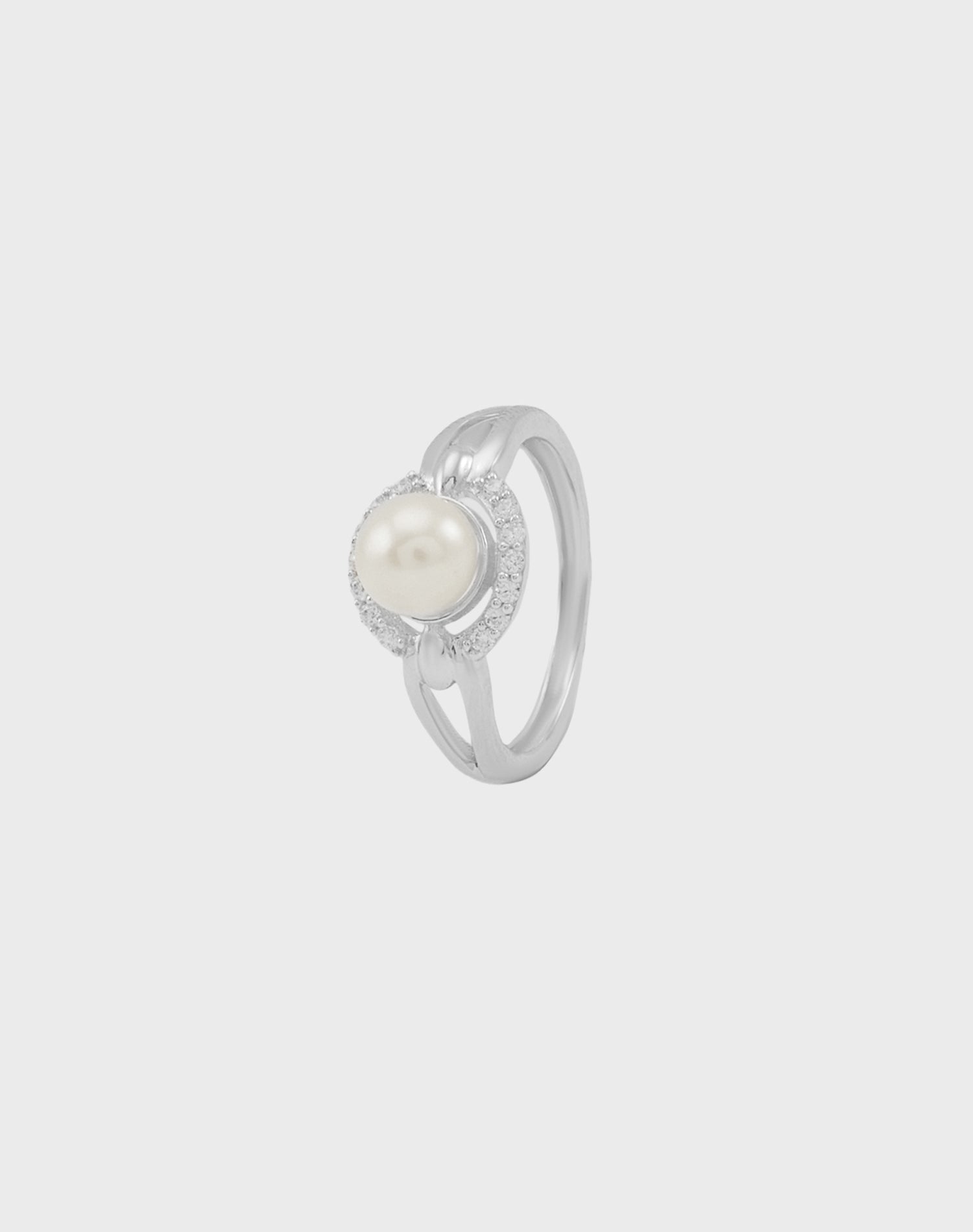 Silver Aura Pearl Ring