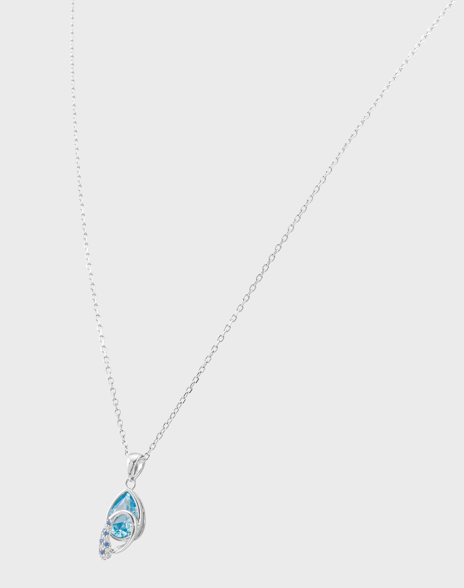Silver Aqua Veil Pendant Chain