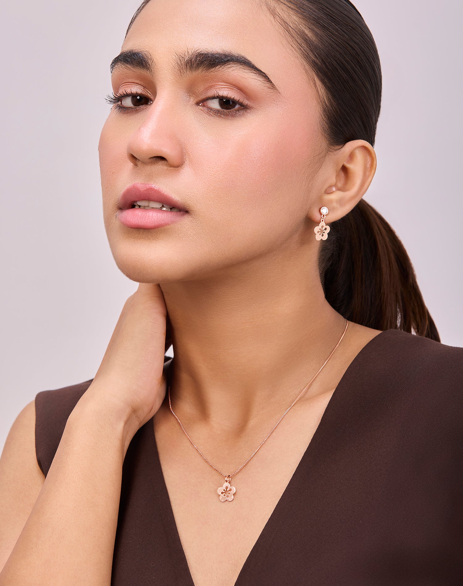 Rose Fresh as Flora Pendant Set