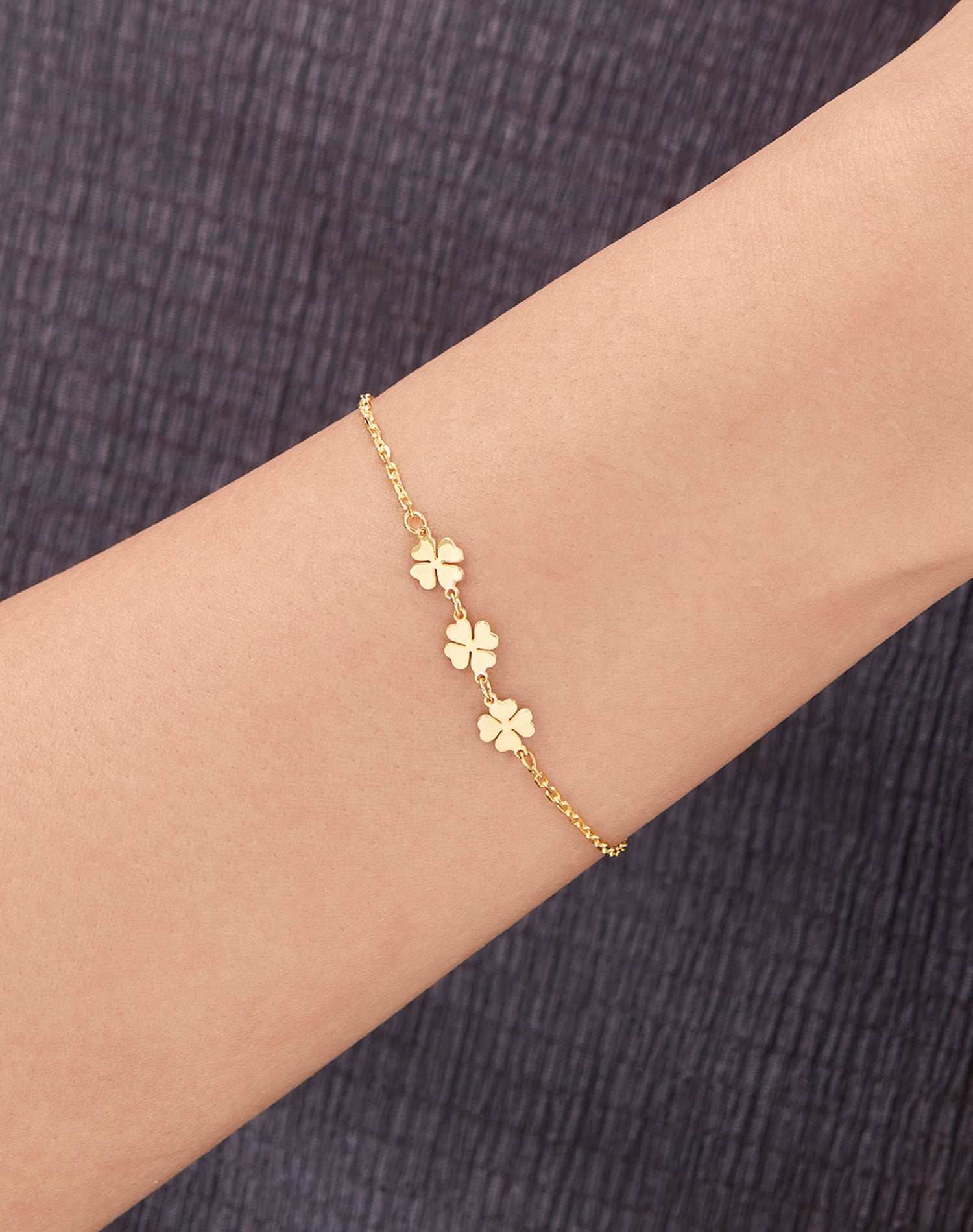 Gold good Luck Charm Bracelet