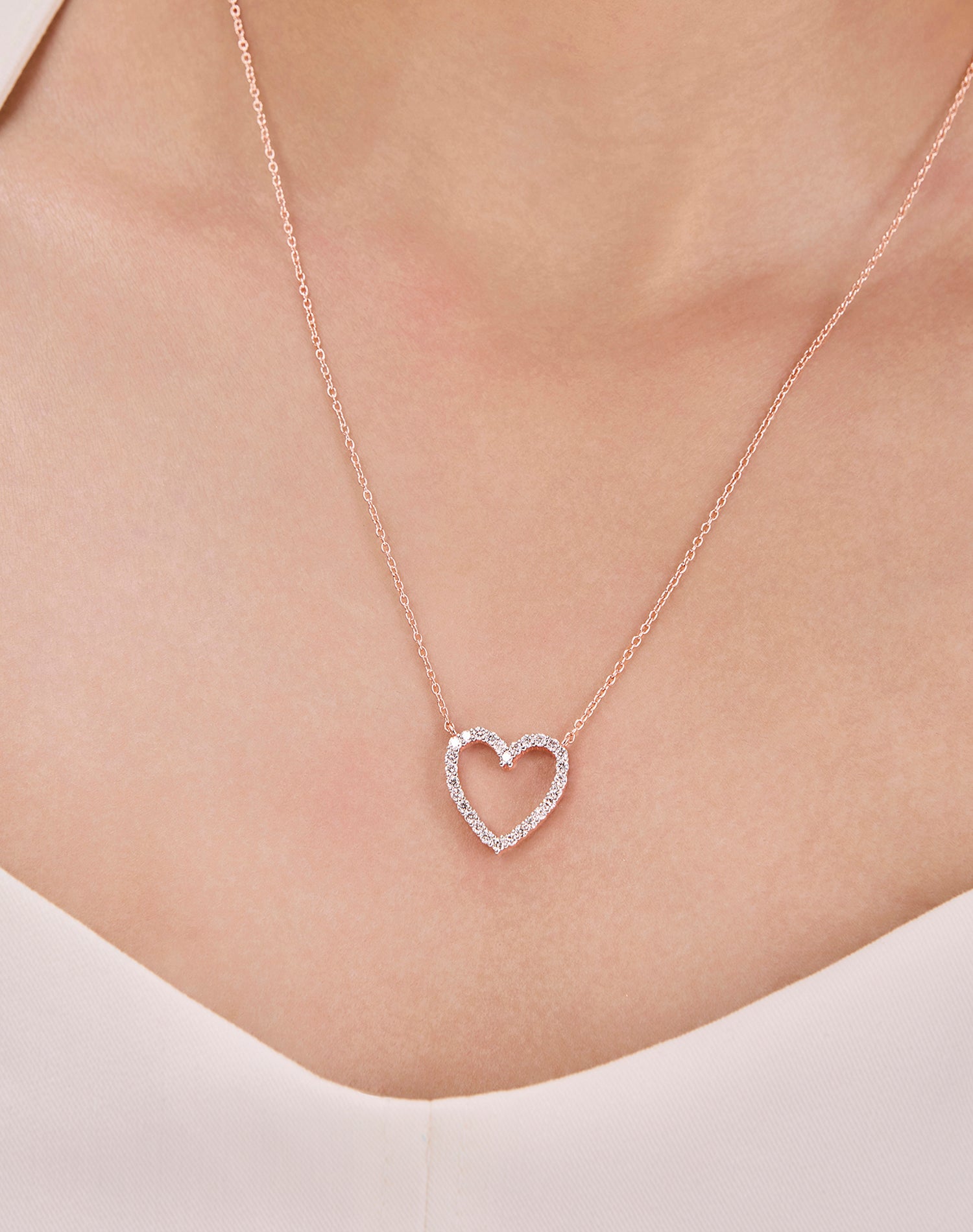 Rose Love Line Lab Grown Diamond Pendant Chain
