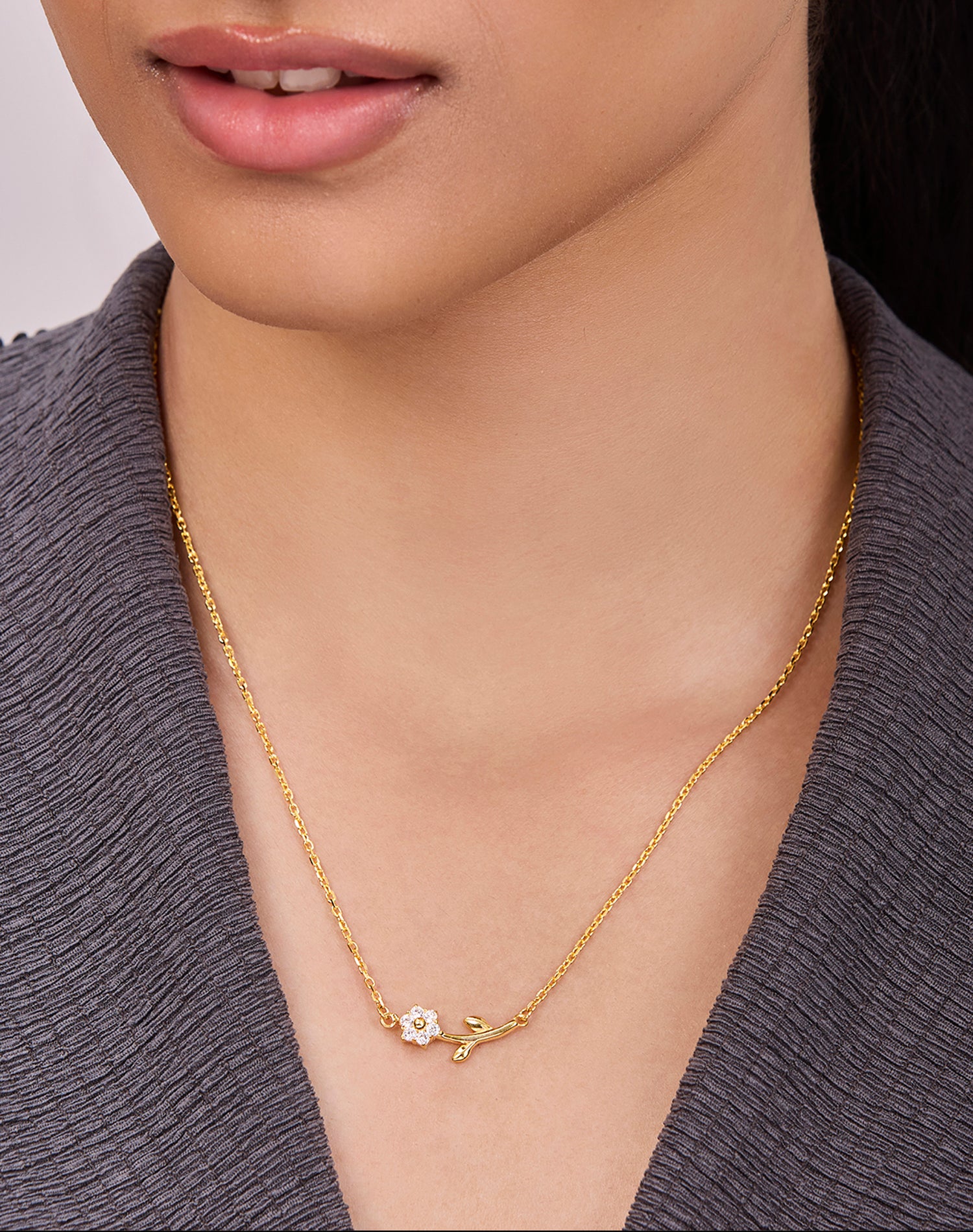 Gold Floria Pendant Chain