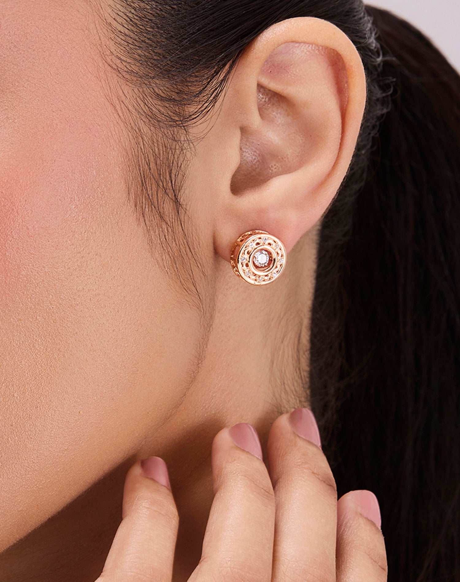 Rose Balance Dancing Diamond Stud Earrings