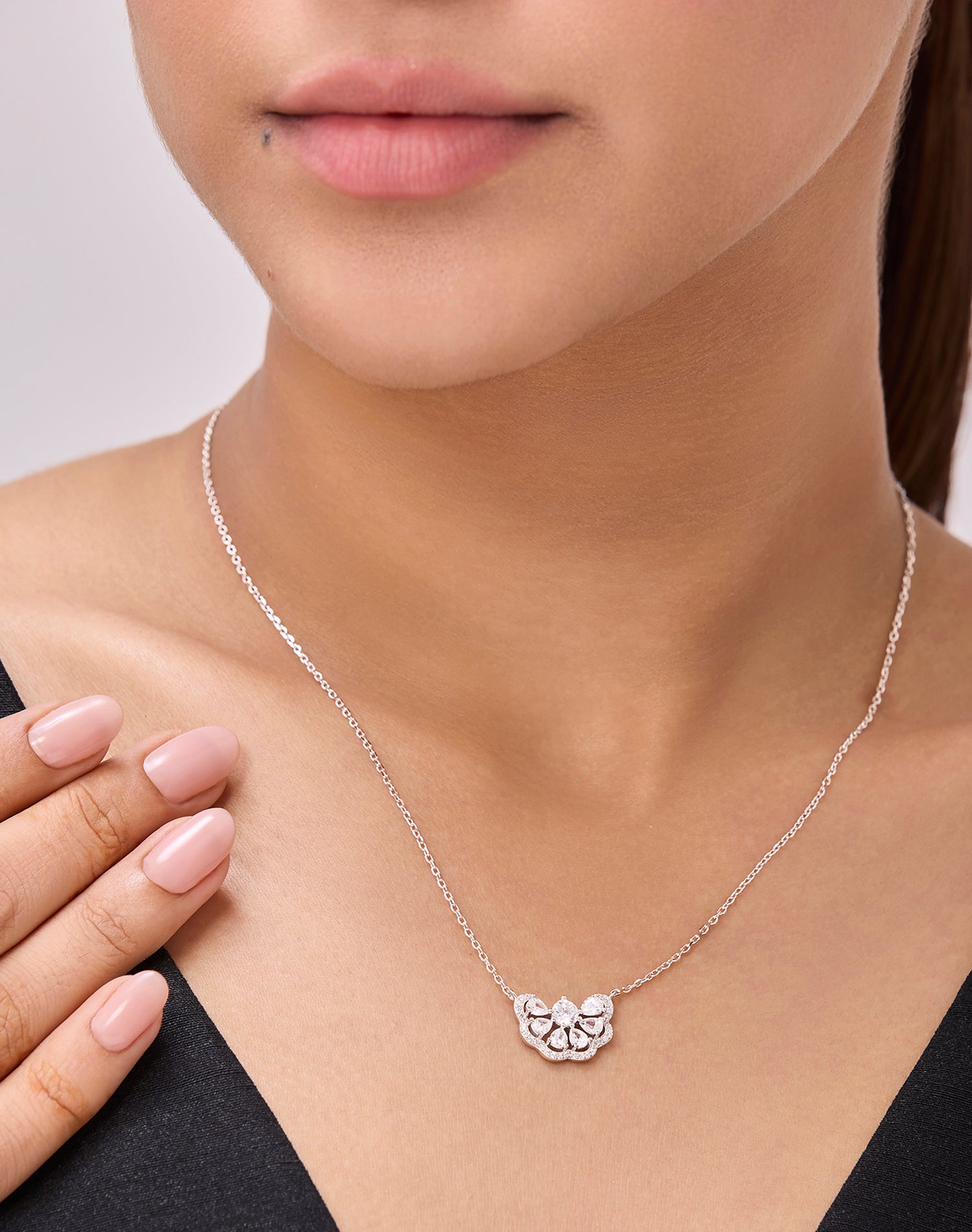 Silver Luminous Cluster Pendant Chain