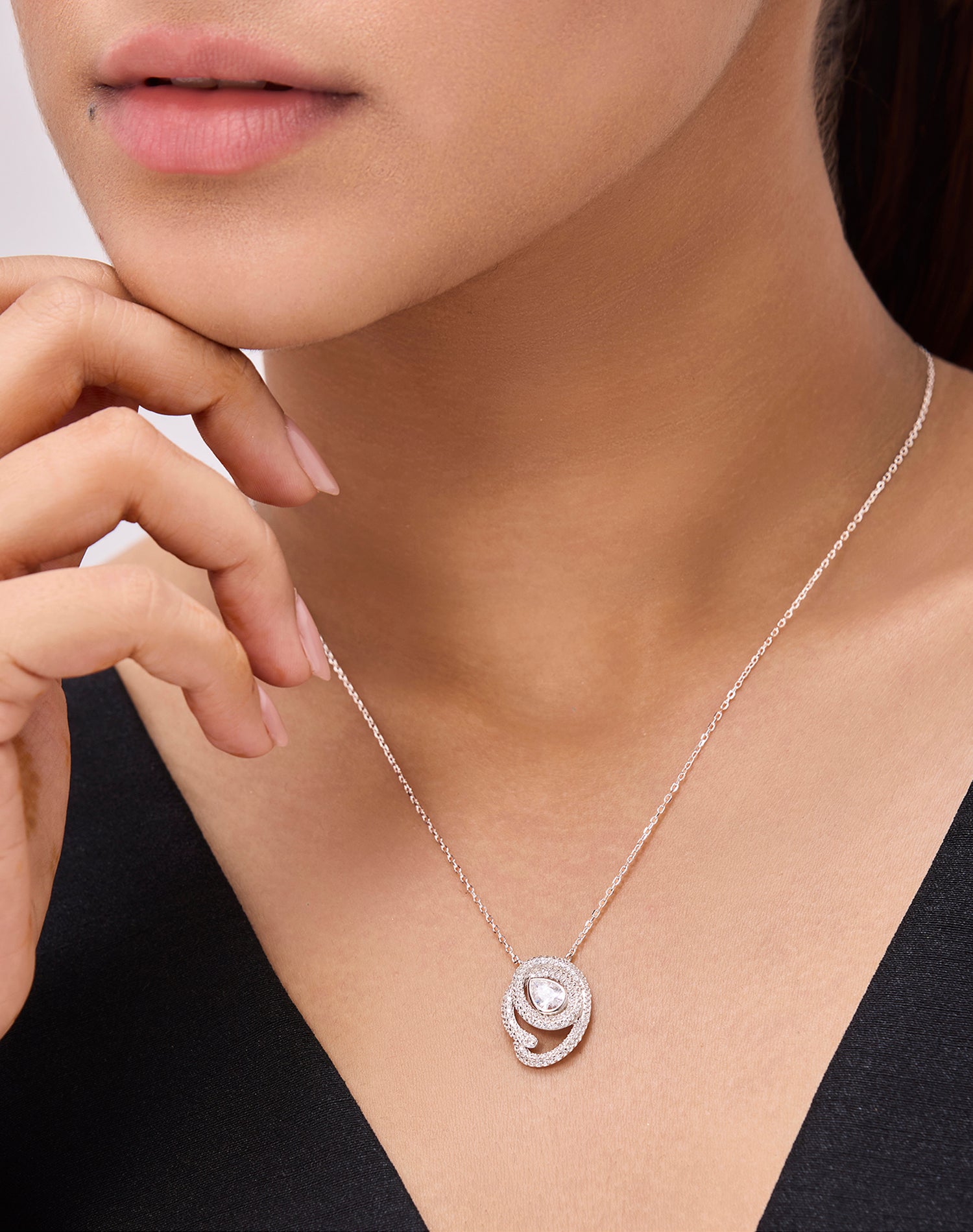 Silver Majestic Pear Pendant Chain