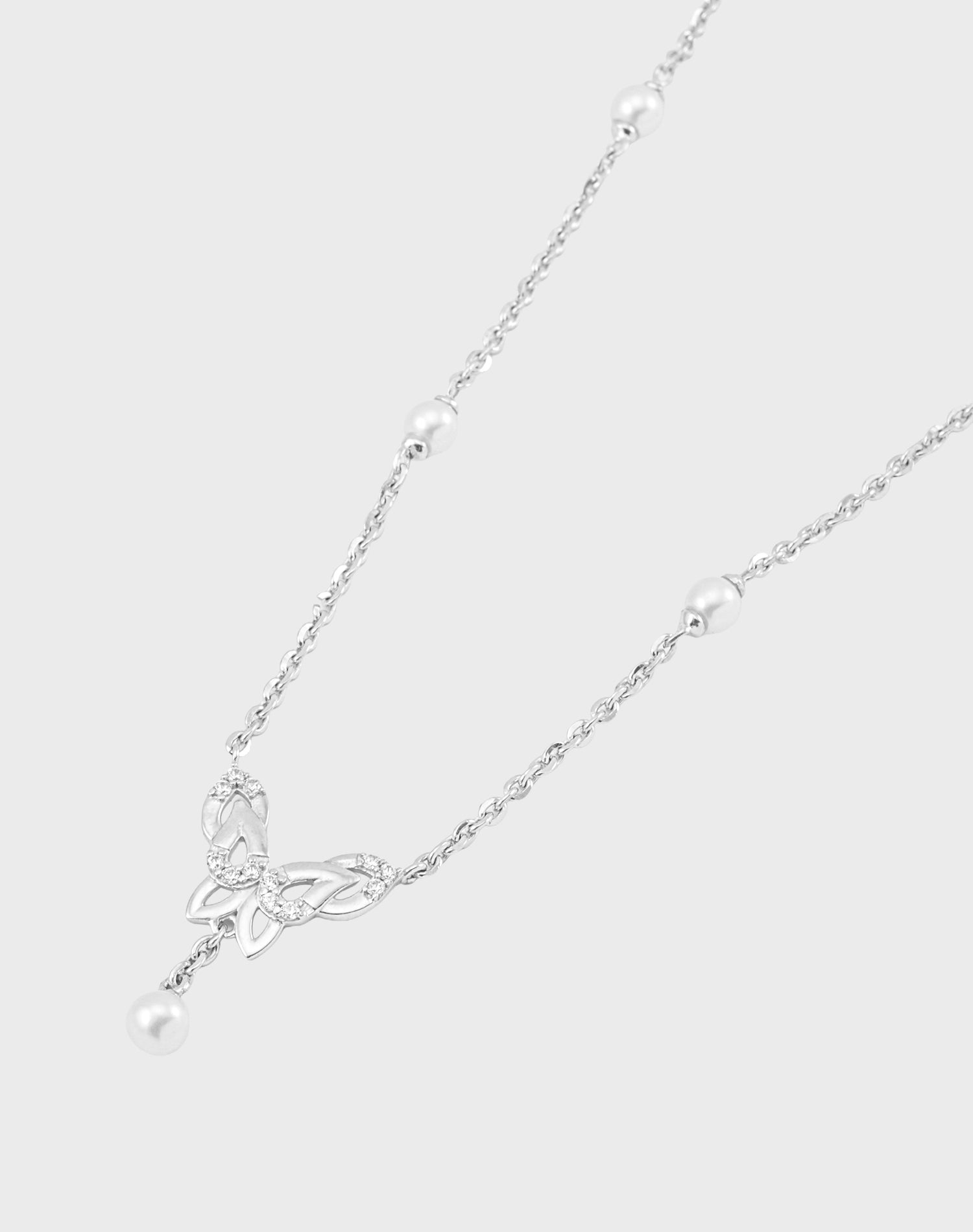 Silver Flutter Pearl Pendant Chain