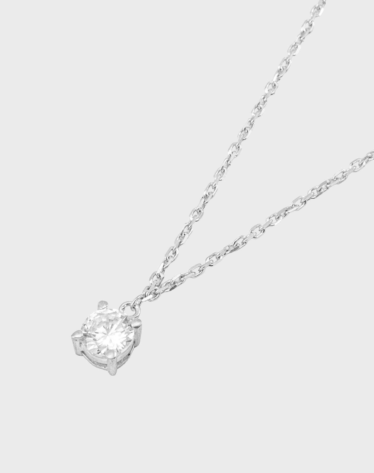 Silver Timeless Solitaire Pendant Chain