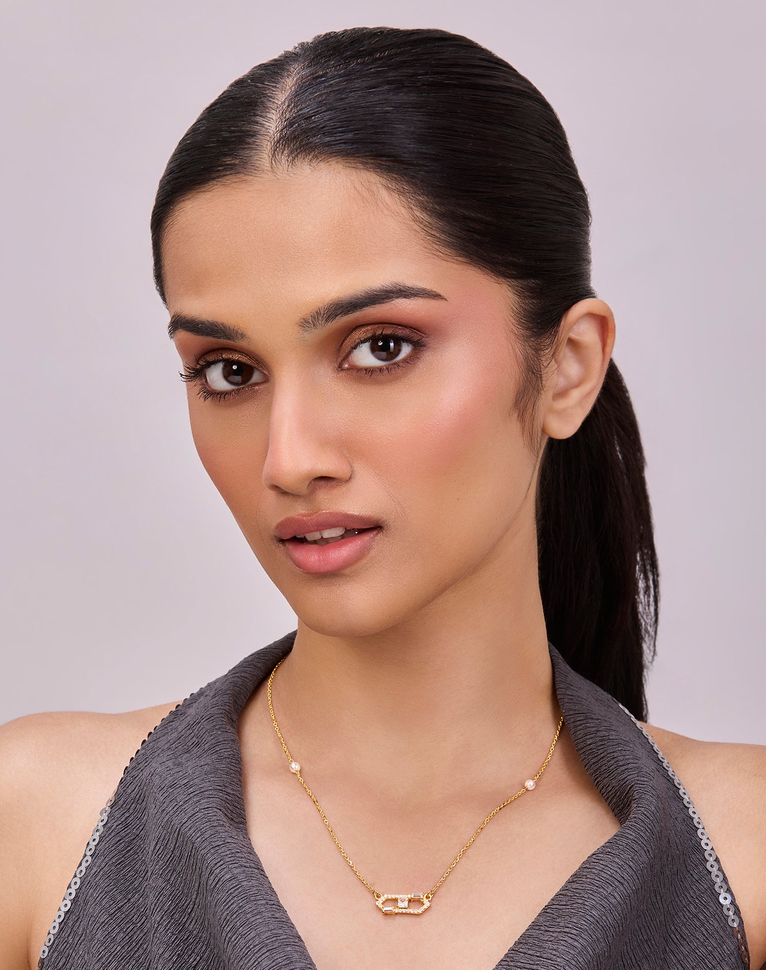 Gold Bond Pearl Pendant Chain