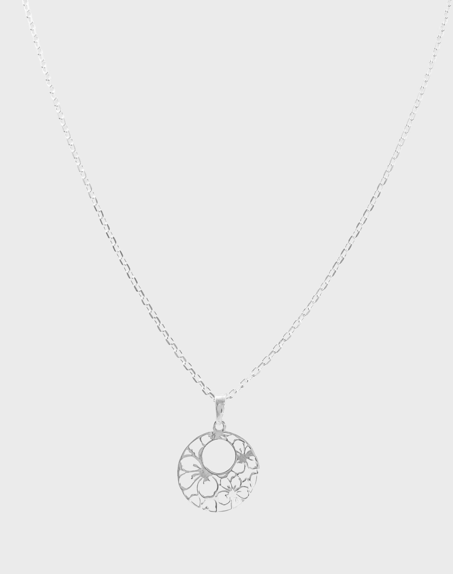 Silver Ornate Circle Pendant Set